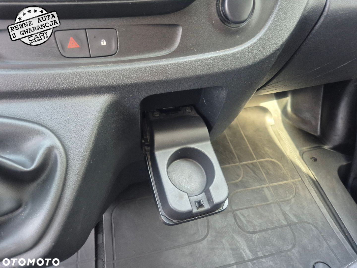 Opel VIVARO - 27