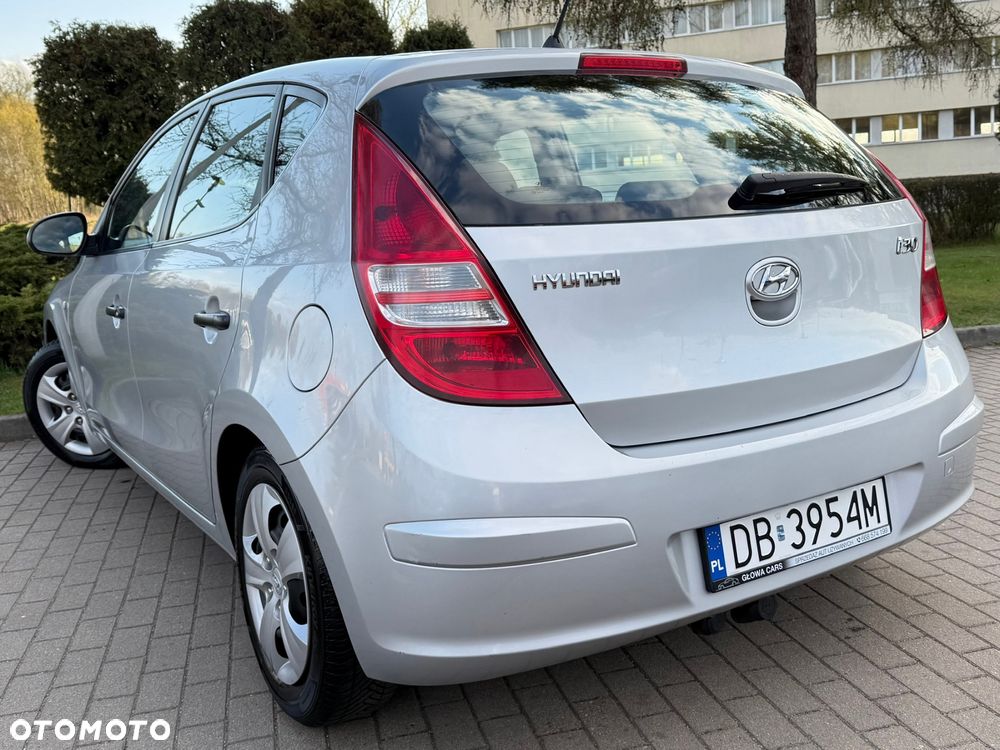 Hyundai i30 1.4 Blue Comfort - 23