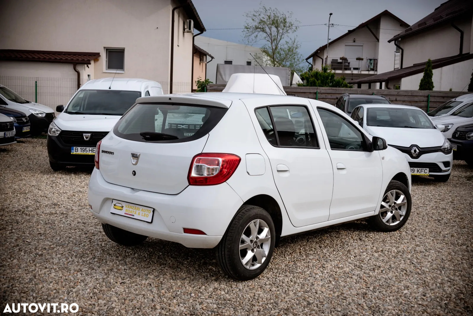 Dacia Sandero - 9
