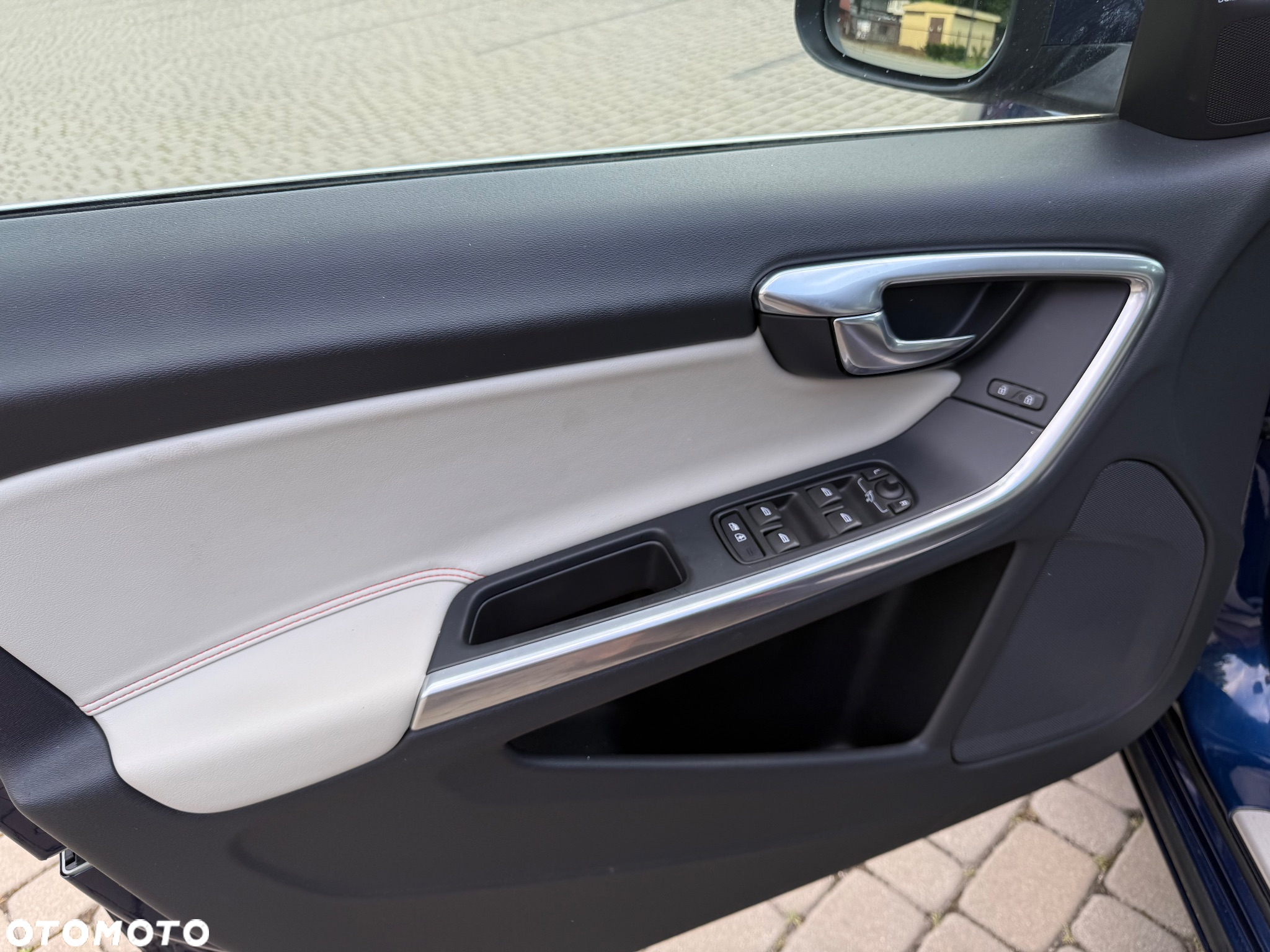Volvo V60 D4 - 36