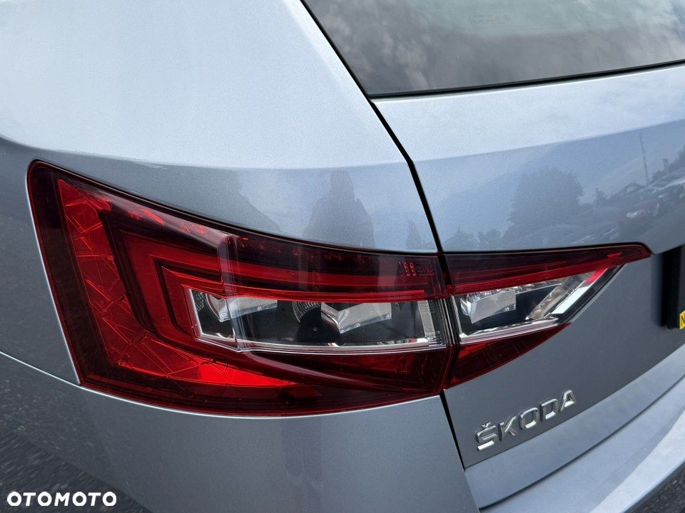 Skoda Superb 2.0 TSI L&K DSG - 10