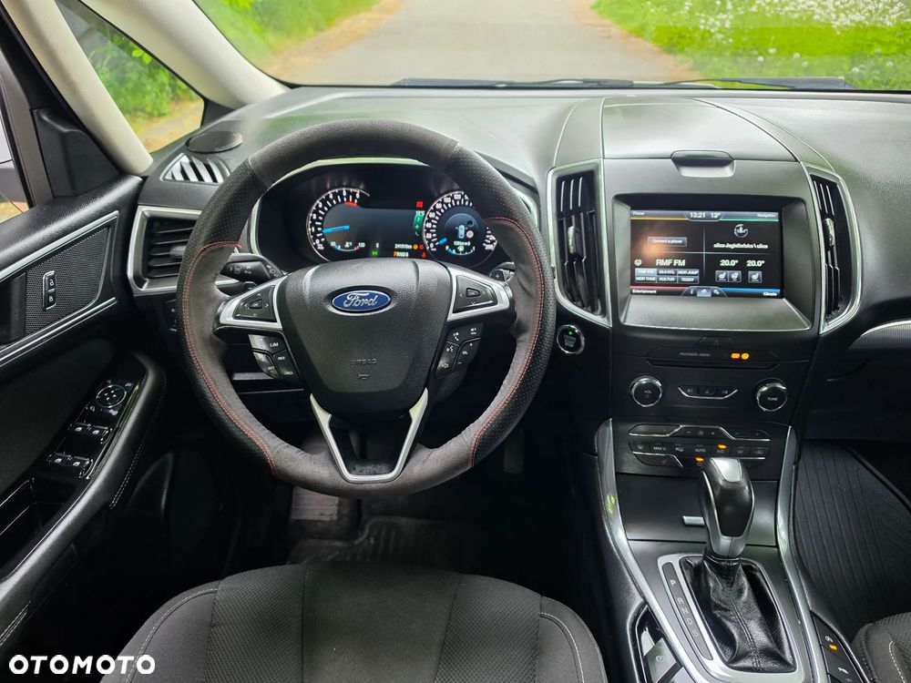 Ford S-Max 2.0 TDCi 4WD Titanium PowerShift - 13