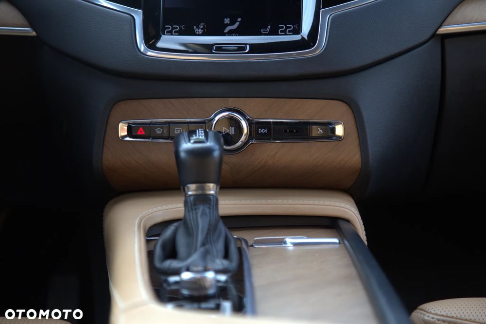 Volvo XC 90 D5 AWD Inscription 7os - 8