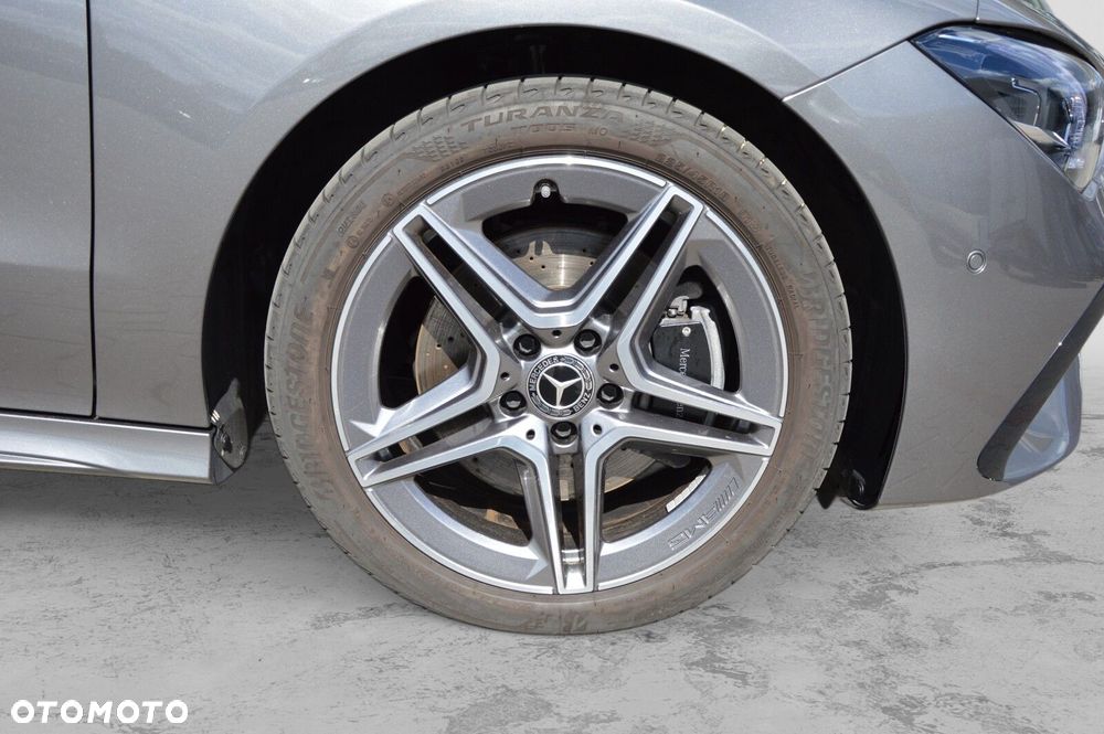 Mercedes-Benz CLA 200 mHEV AMG Line 7G-DCT - 9