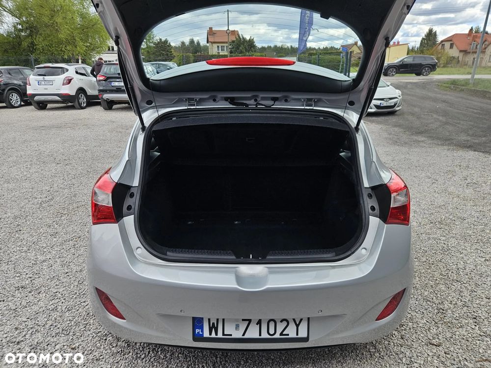 Hyundai i30 1.4 Fifa World Cup Edition - 27