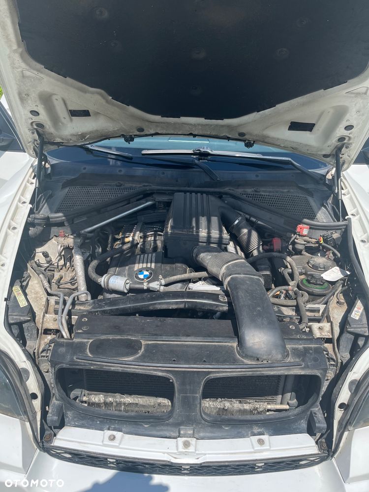 BMW X5 - 16