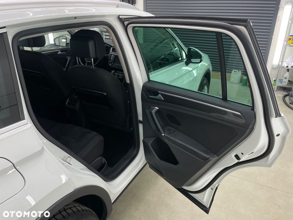 Volkswagen Tiguan 2.0 TDI BMT SCR 4Mot Comfortline DSG - 29