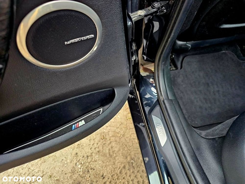 BMW Seria 3 328i xDrive Sport Line - 4