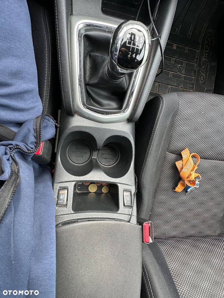 Nissan Qashqai - 17