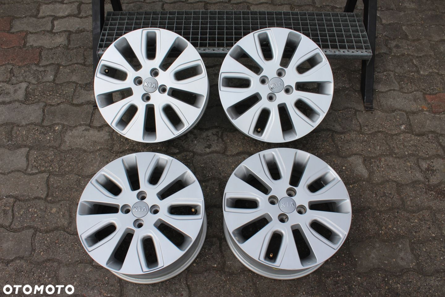 ORYG KIA RIO III 16cali 4x100 ET43 6J PICANTO - 2