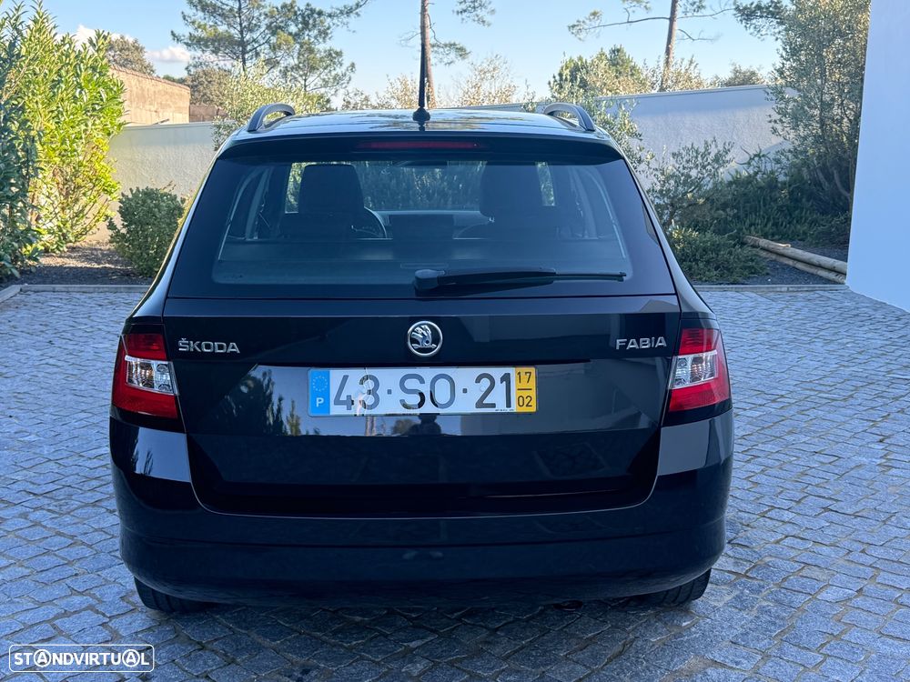 Skoda Fabia Break 1.0 Active - 11