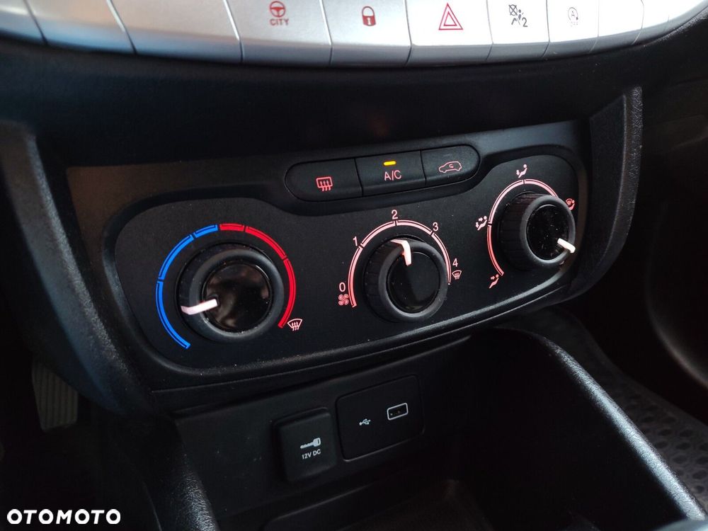 Fiat Tipo 1.4 T-Jet 16v Street - 22