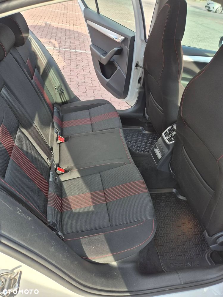 Skoda Octavia 1.5 TSI GPF ACT Ambition - 8