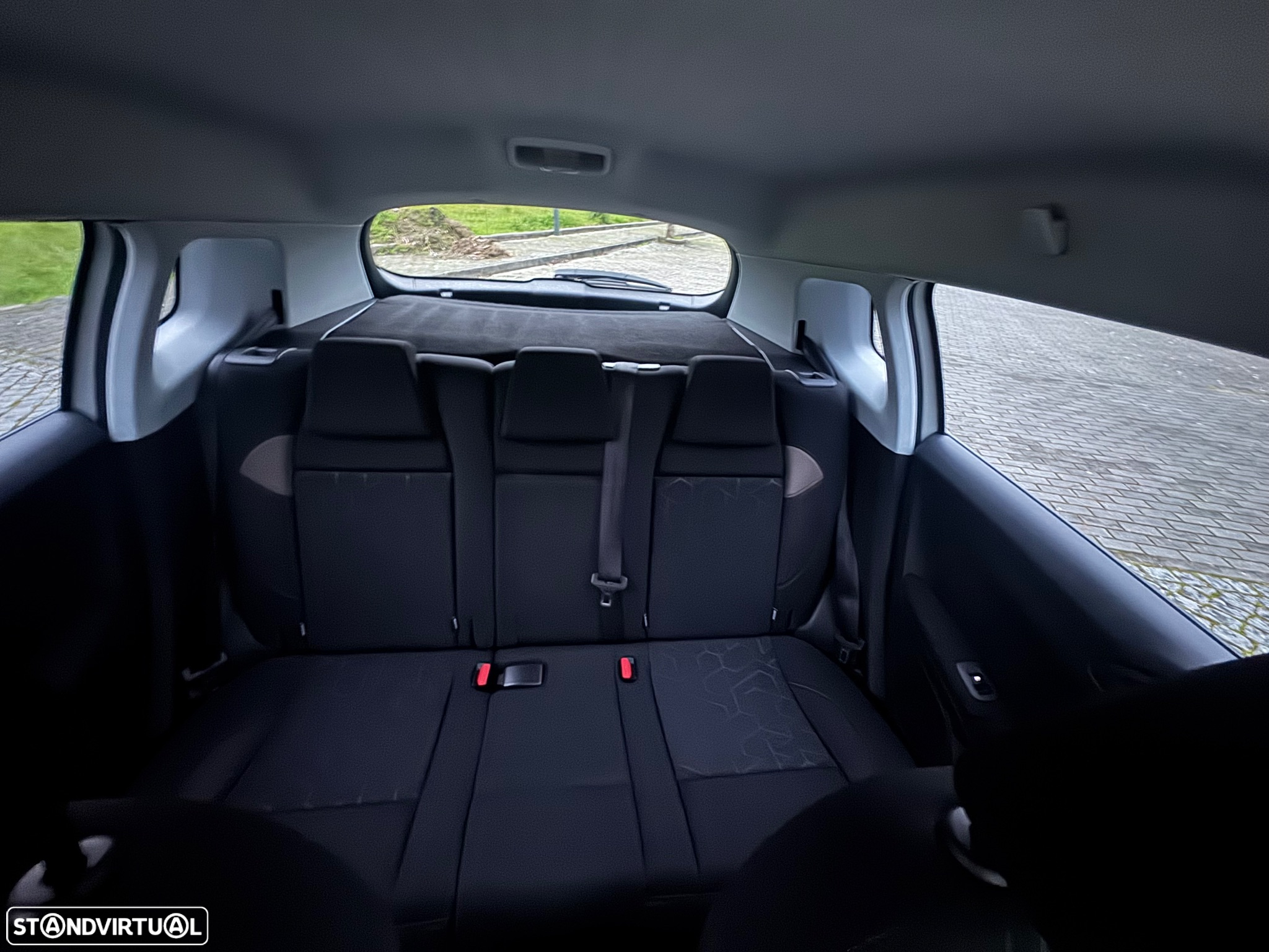 Peugeot 2008 1.2 VTi Active - 16