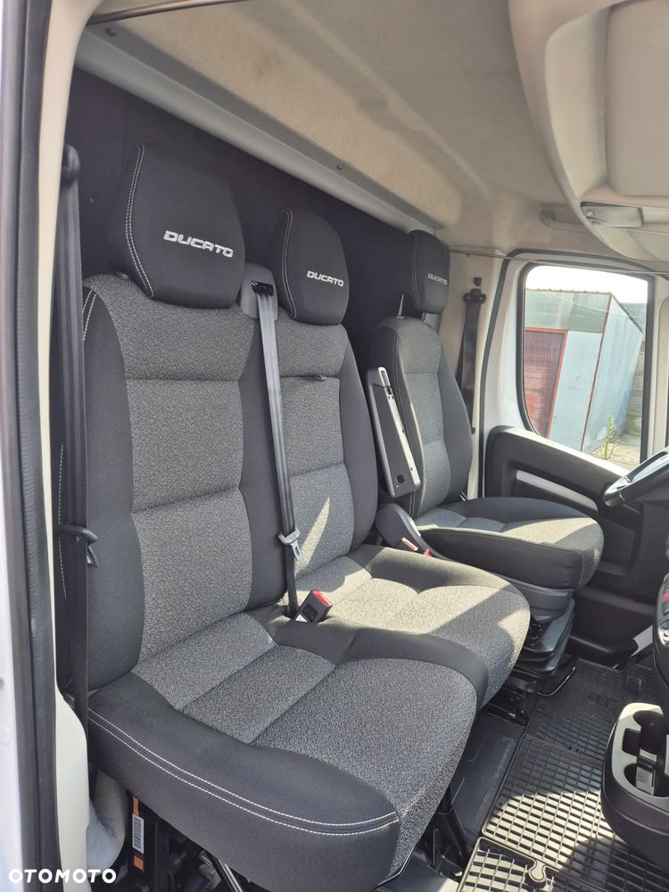 Fiat DUCATO 2.3 180KM SPOJTRAK TWINCAB PLANDEKA FIRANA 8EP KLIMATRONIK WEBASTO NAWIGACJA PODUSZKI SERWIS ASO FV23% ZADBANY BEZ WKŁADU FINANSOWEGO - 15