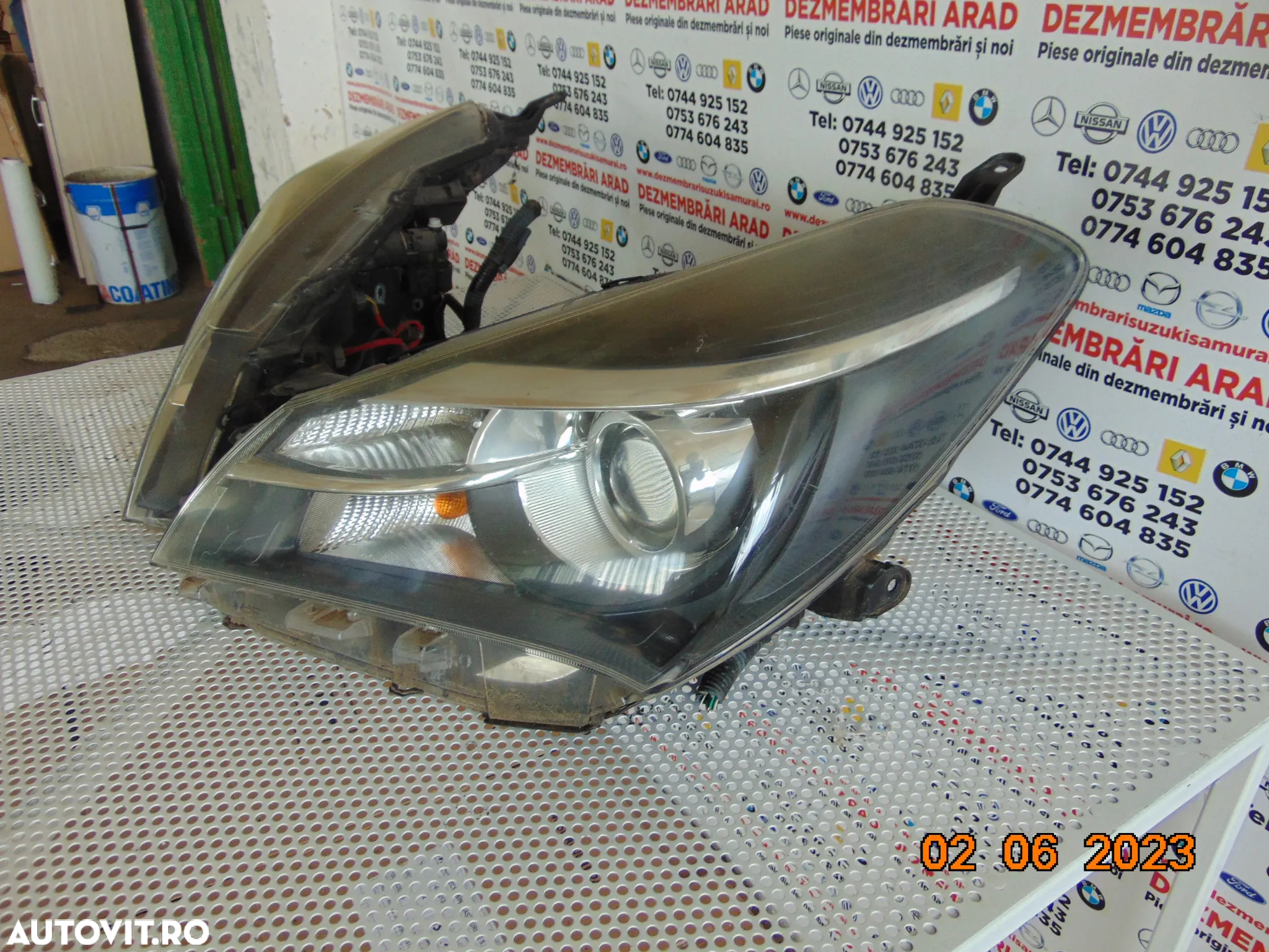 Far Toyota yaris 2012-2017 faruri lupa stanga dreapta toyota yaris 3 p13 dezmembrez - 3