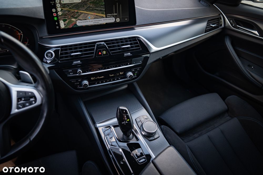 BMW Seria 5 520d xDrive mHEV M Sport sport - 10