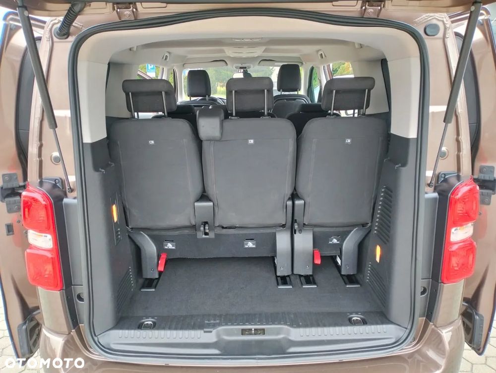 Peugeot Traveller 2.0 BlueHDi Standard Business - 17