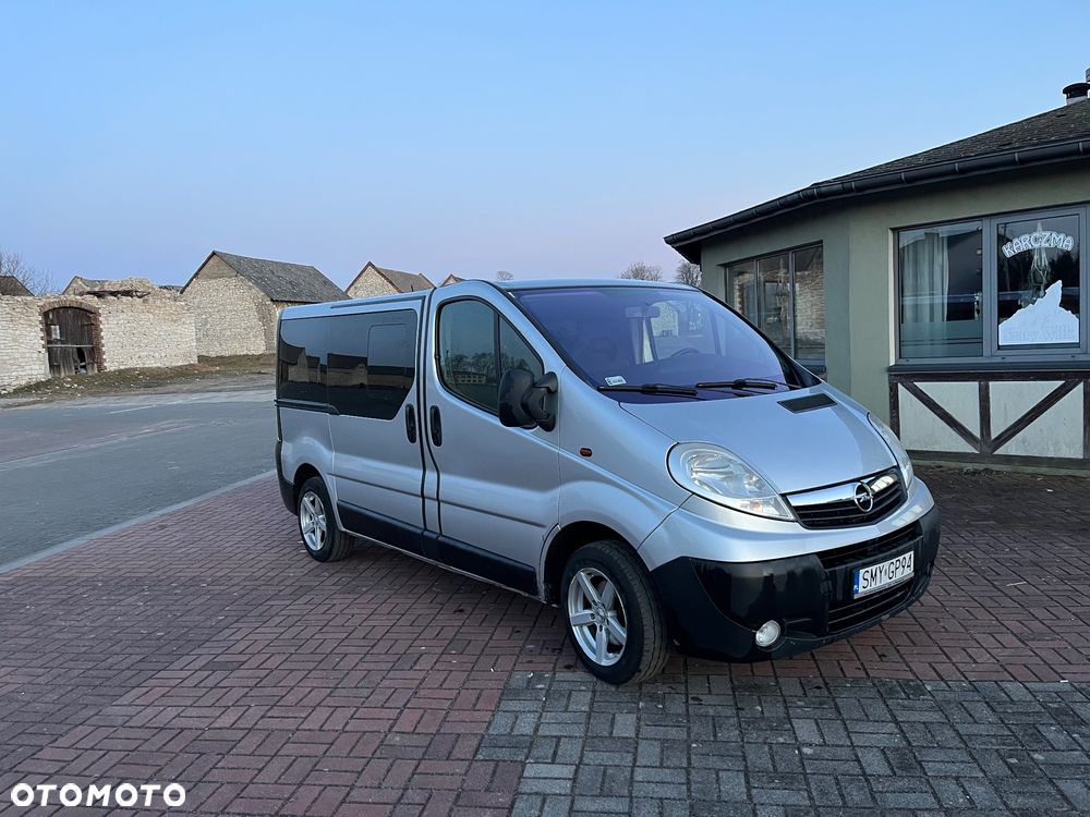 Opel Vivaro - 2