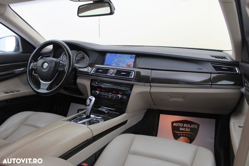 BMW Seria 7 - 13