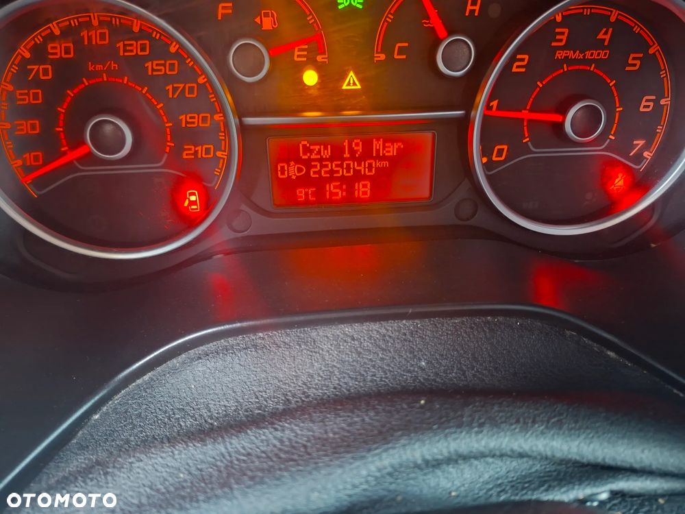 Fiat Doblo - 25