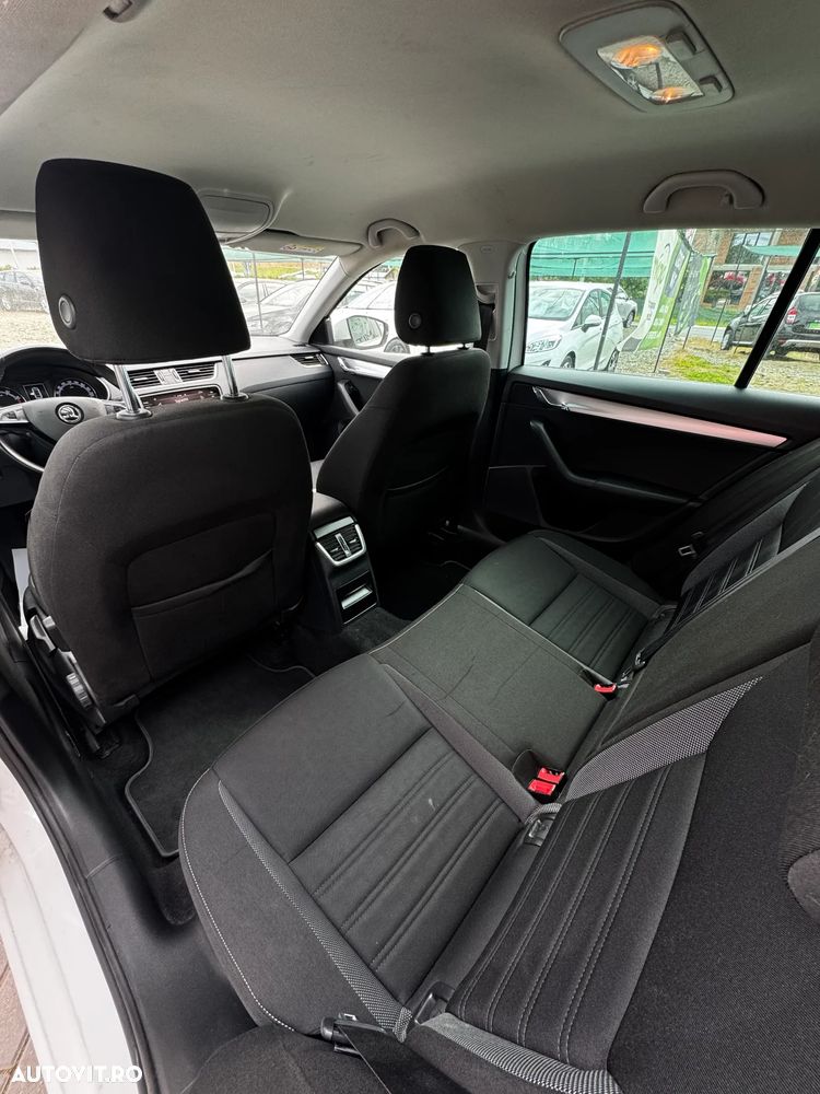 Skoda Octavia - 9