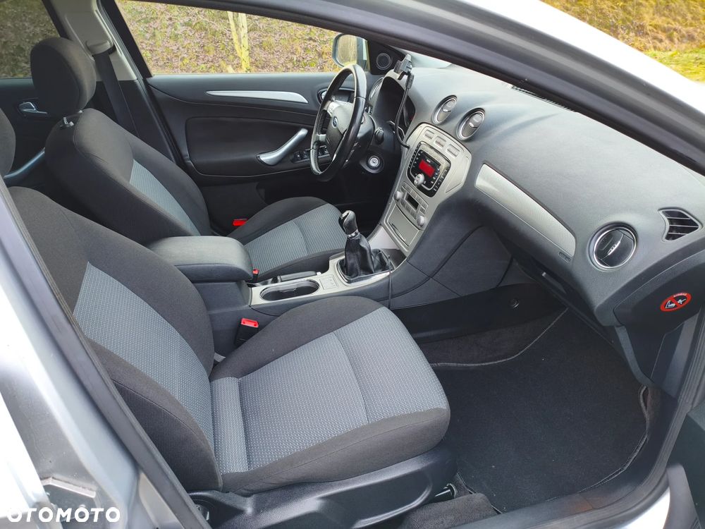 Ford Mondeo 1.6 Ti-VCT Ambiente - 9