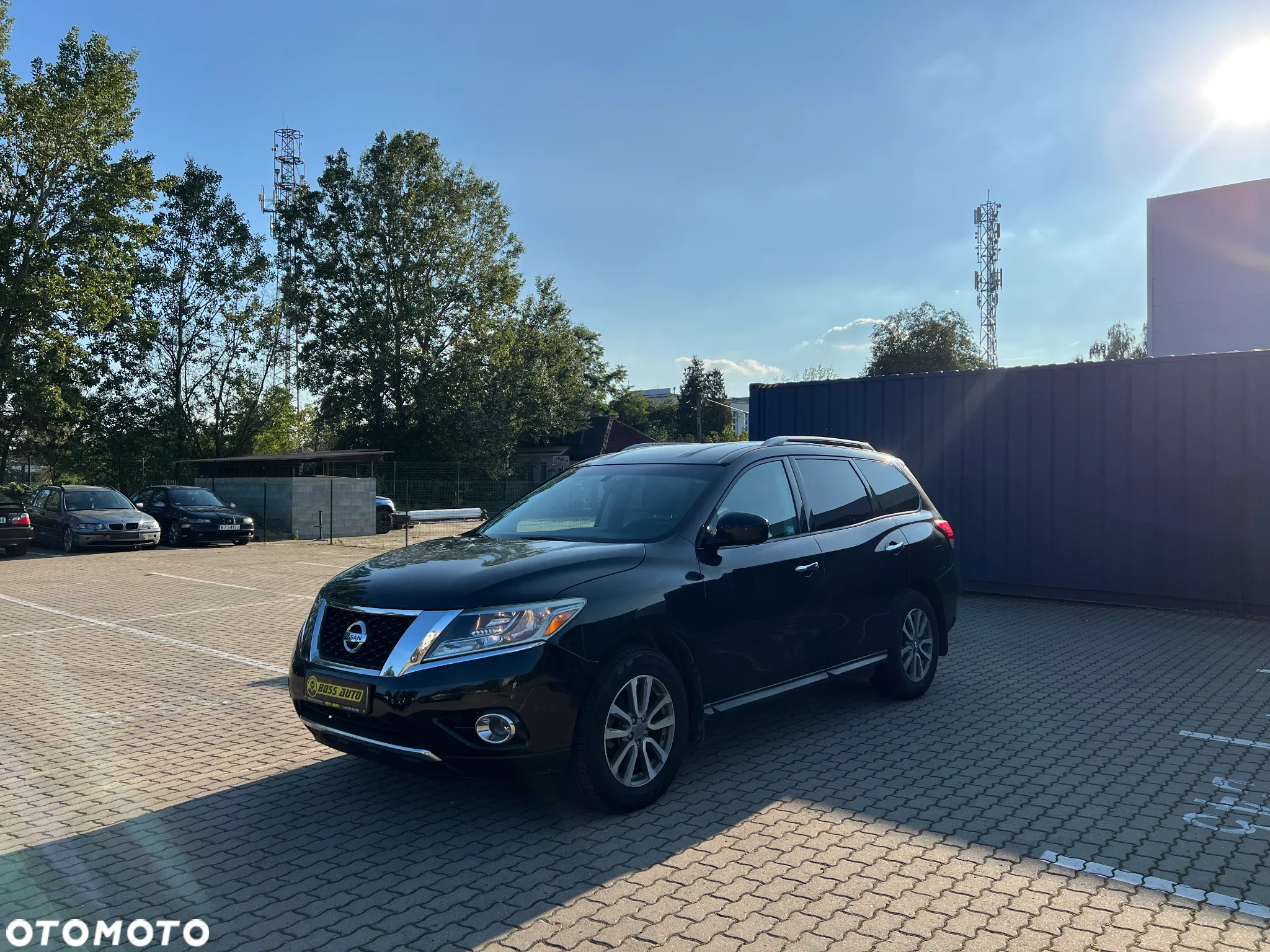 Nissan Pathfinder 3.0 D V6 LE EU5 - 4
