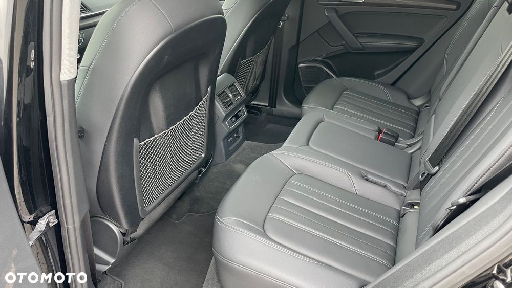 Audi Q5 40 TFSI quattro S tronic - 8
