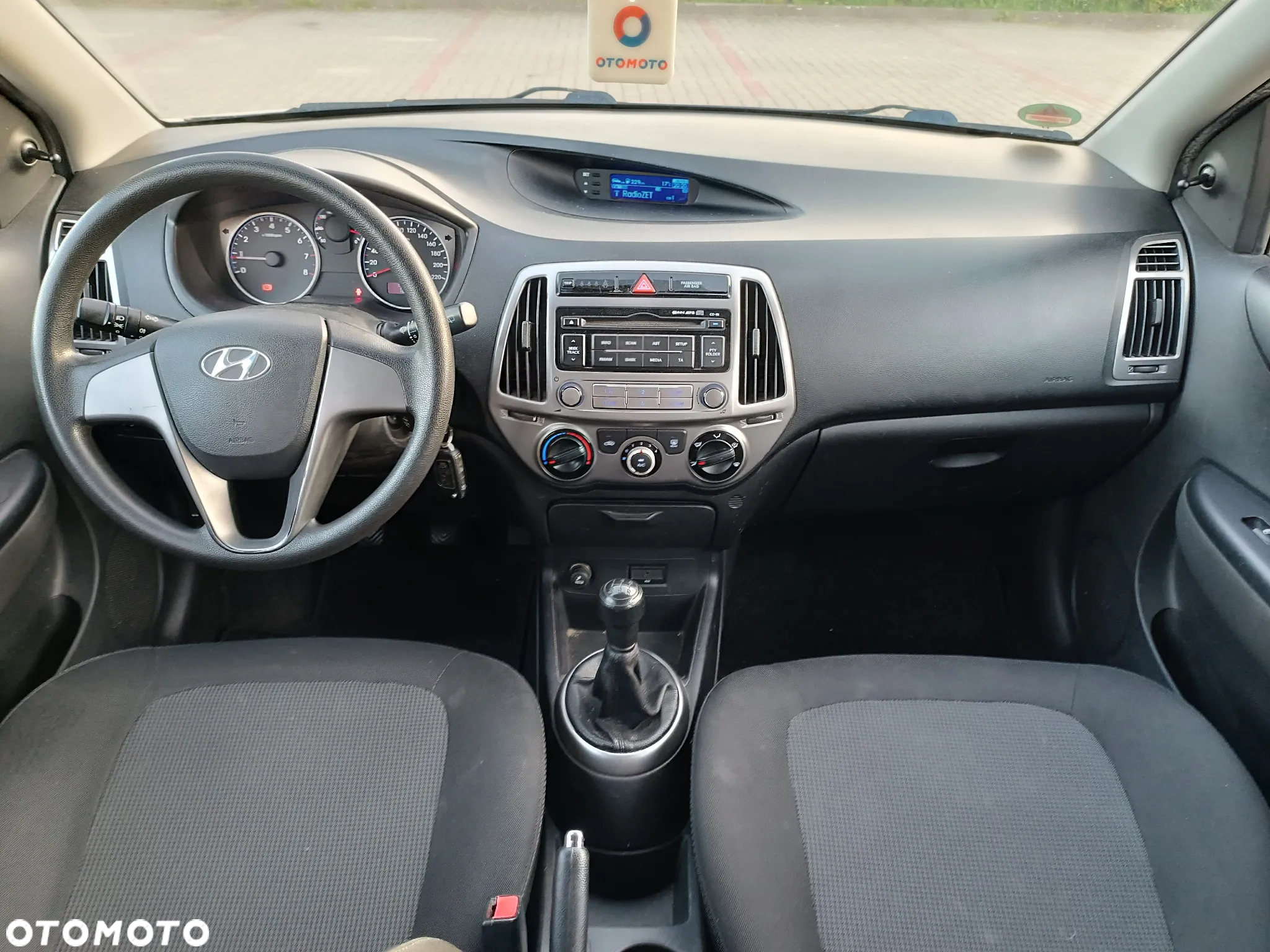 Hyundai i20 1.2 Trend - 13