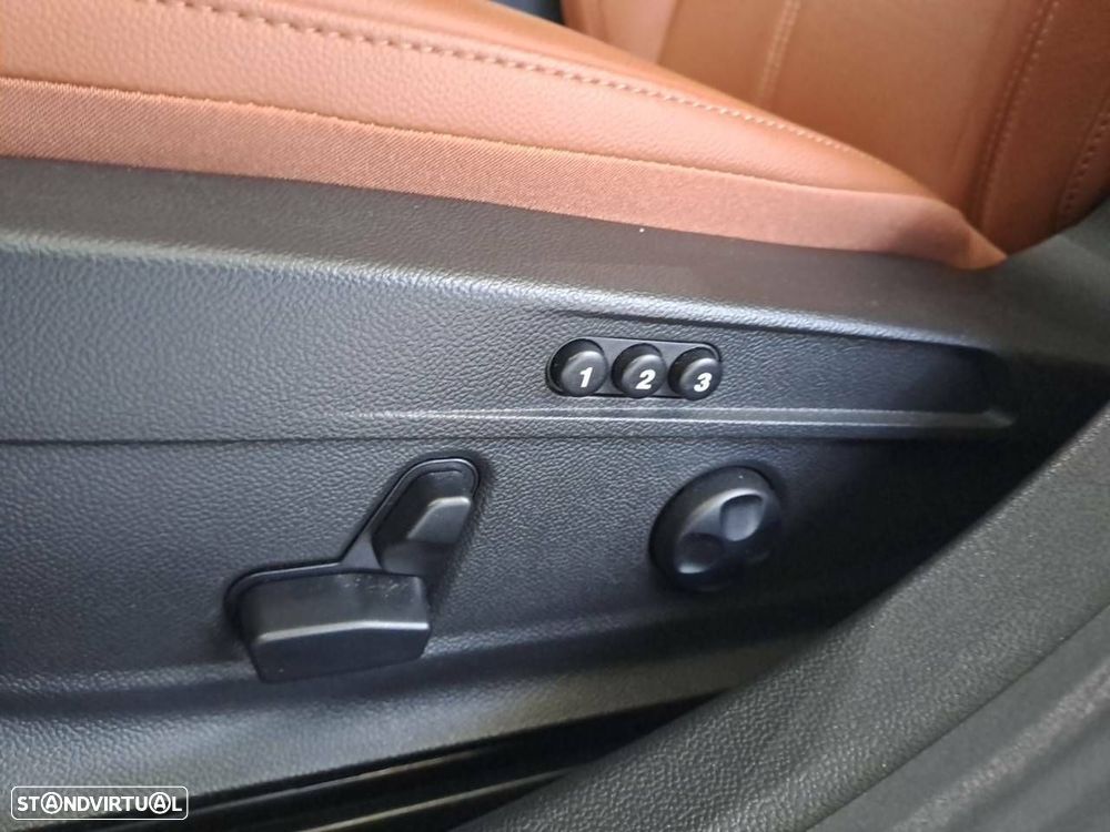 Alfa Romeo Giulia 2.0 T TI Q4 AT8 - 13