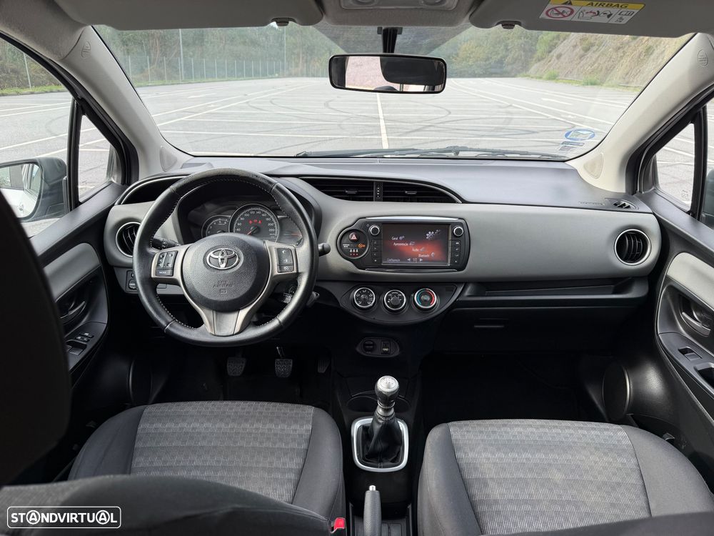 Toyota Yaris 1.4 D-4D Comfort+P.Style - 5