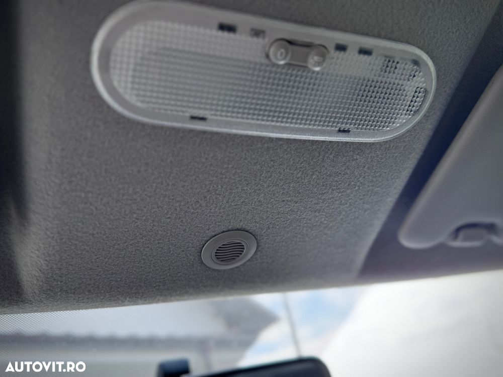 Dacia Logan TCe 90 Prestige - 31