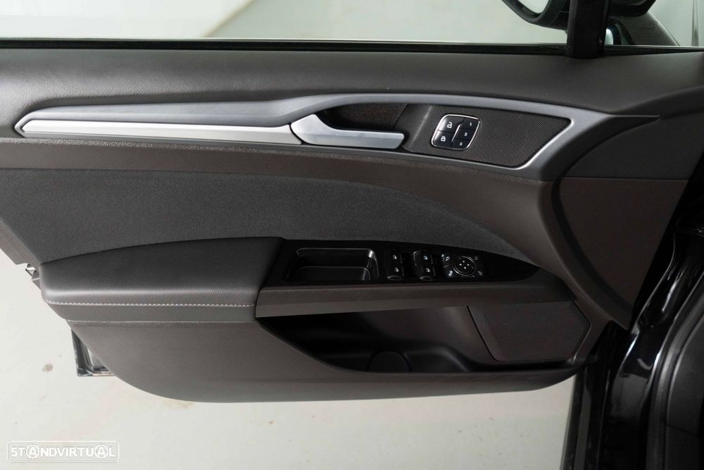 Ford Mondeo 1.5 TDCi Titanium - 19