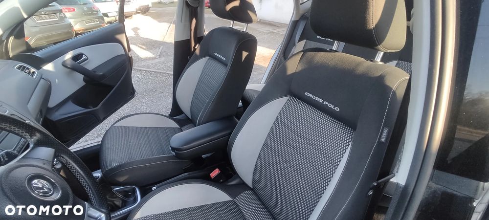 Volkswagen Polo 1.2 TSI Cross - 5