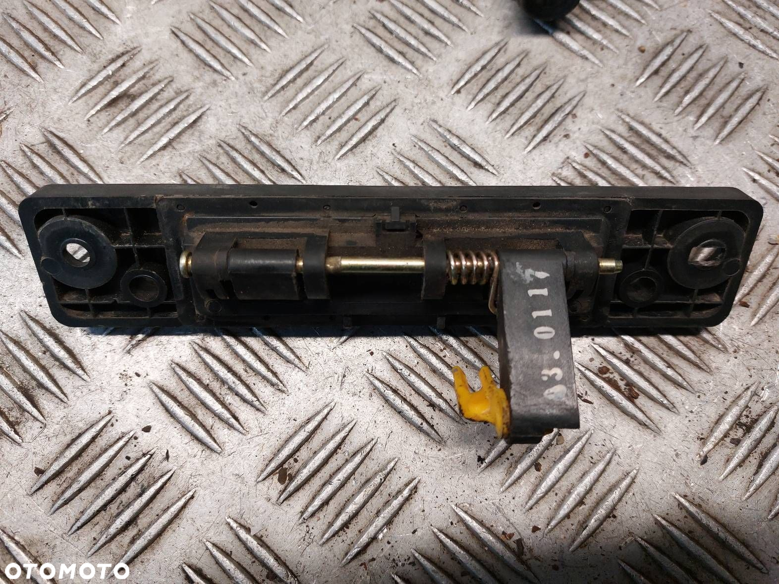 BLENDA KLAPY BAGAŻNIKA + KLAMKA KIA SORENTO I YL 81240-3E000 81230-3E000 - 2