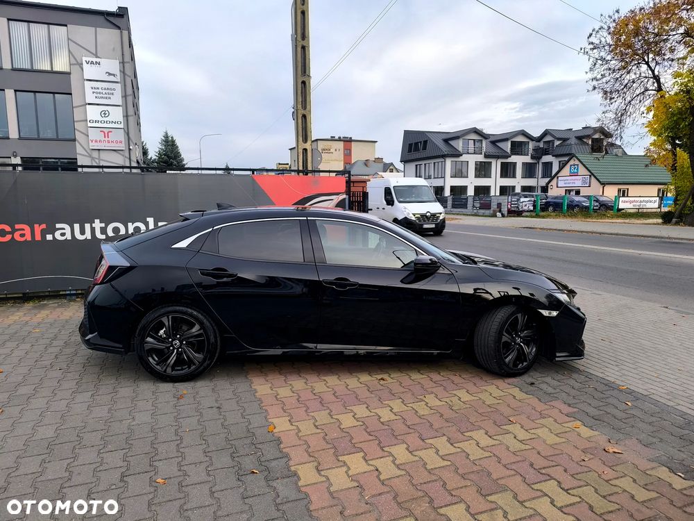 Honda Civic 2019 photo 2
