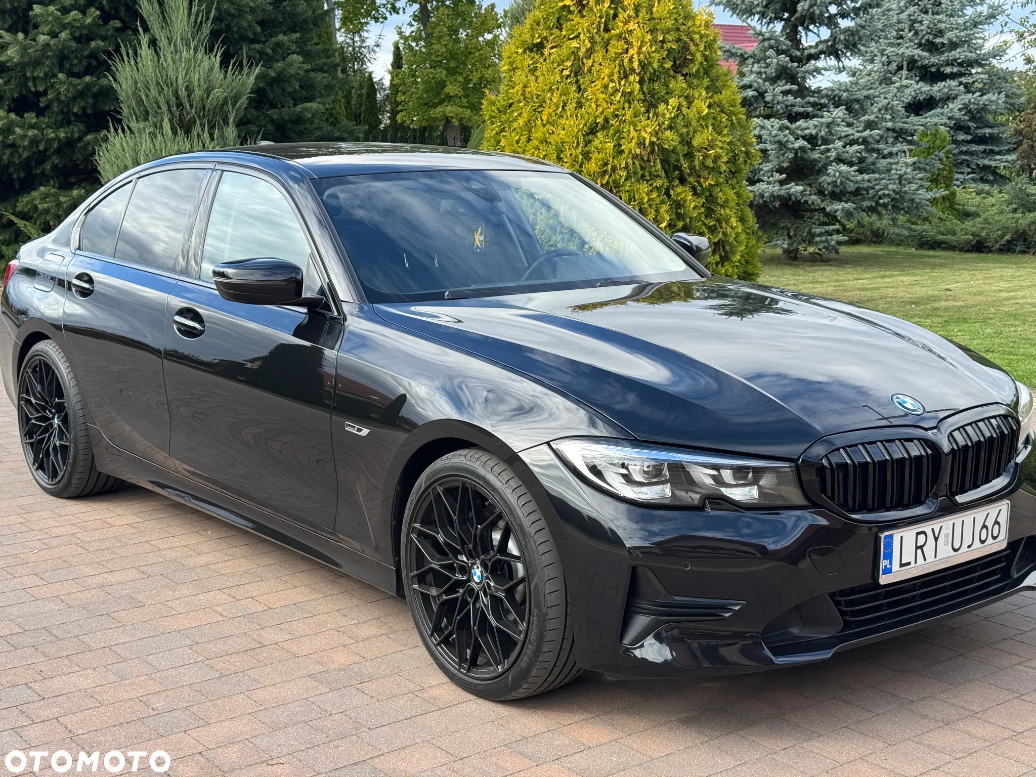 BMW Seria 3 330e Sport Line - 32