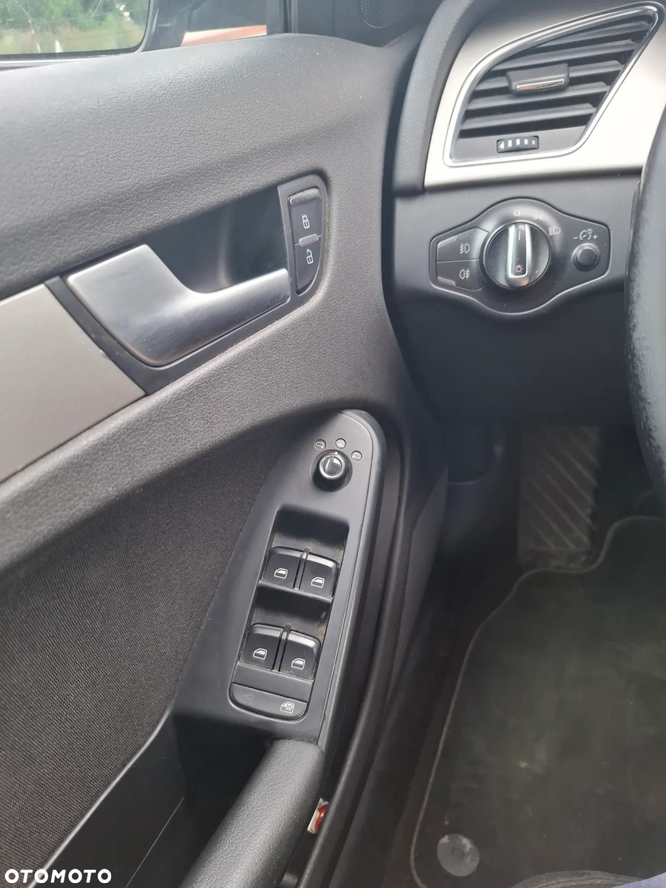 Audi A4 2.0 TDI Multitronic - 24