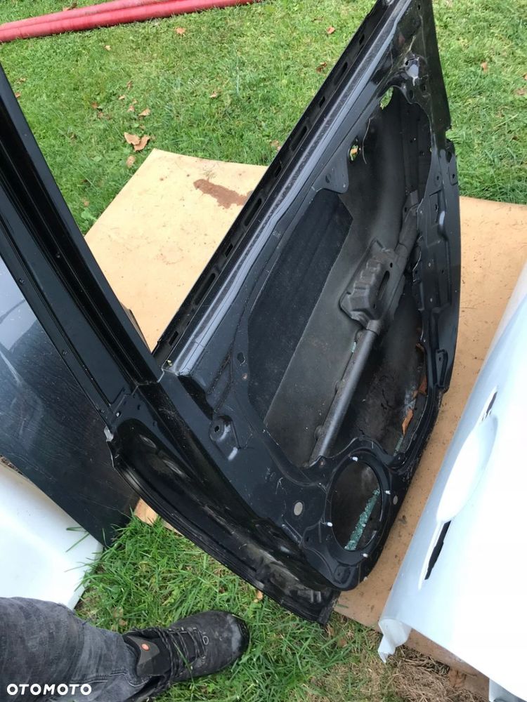 DRZWI HYUNDAI I30 KOMBI PRAWE TYŁ - 2