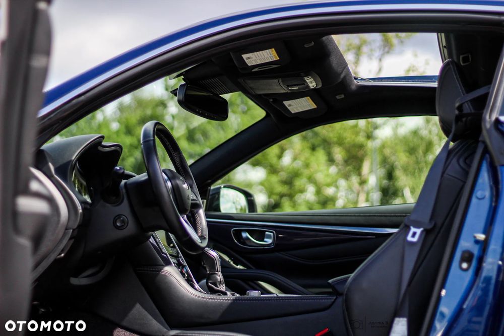 Infiniti Q60 2.0t Premium - 15