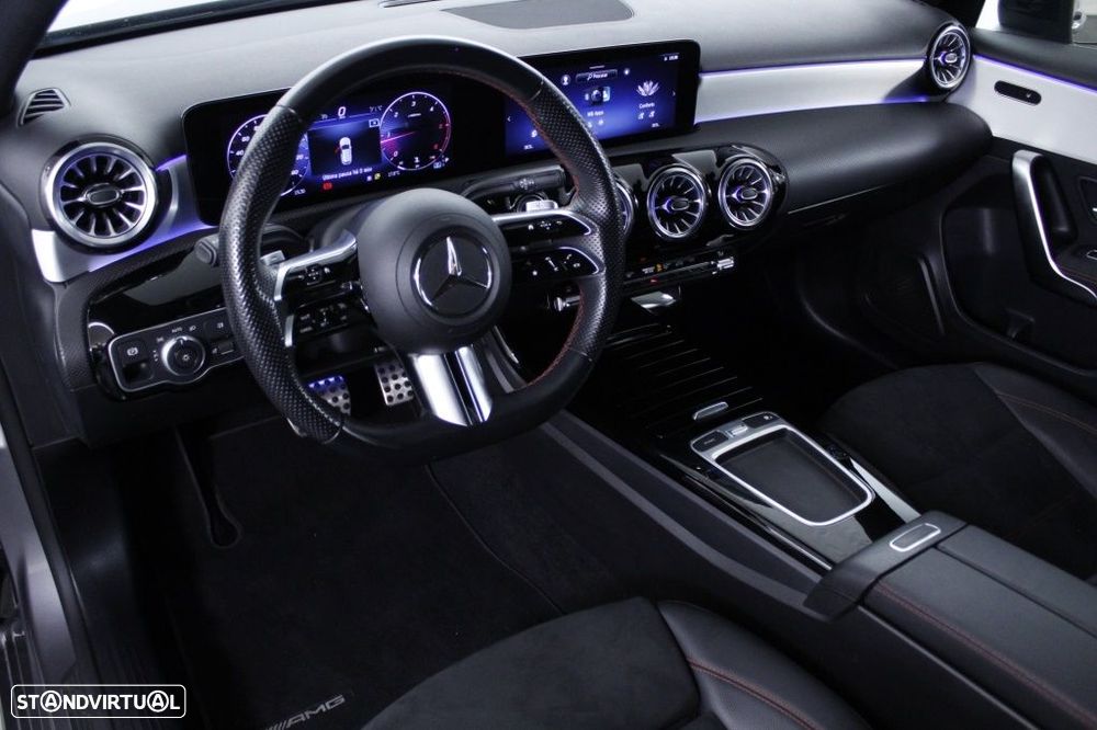 Mercedes-Benz A 180 d AMG Line Aut. - 33