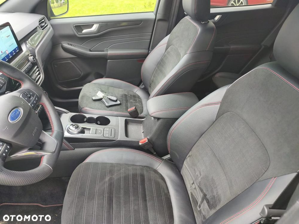 Ford Kuga 2.0 TDCi FWD ST-Line - 20