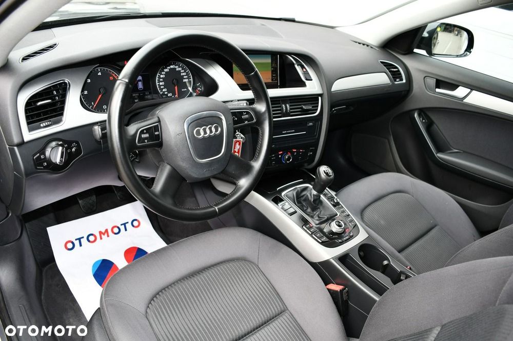 Audi A4 Avant 2.0 TDI - 17