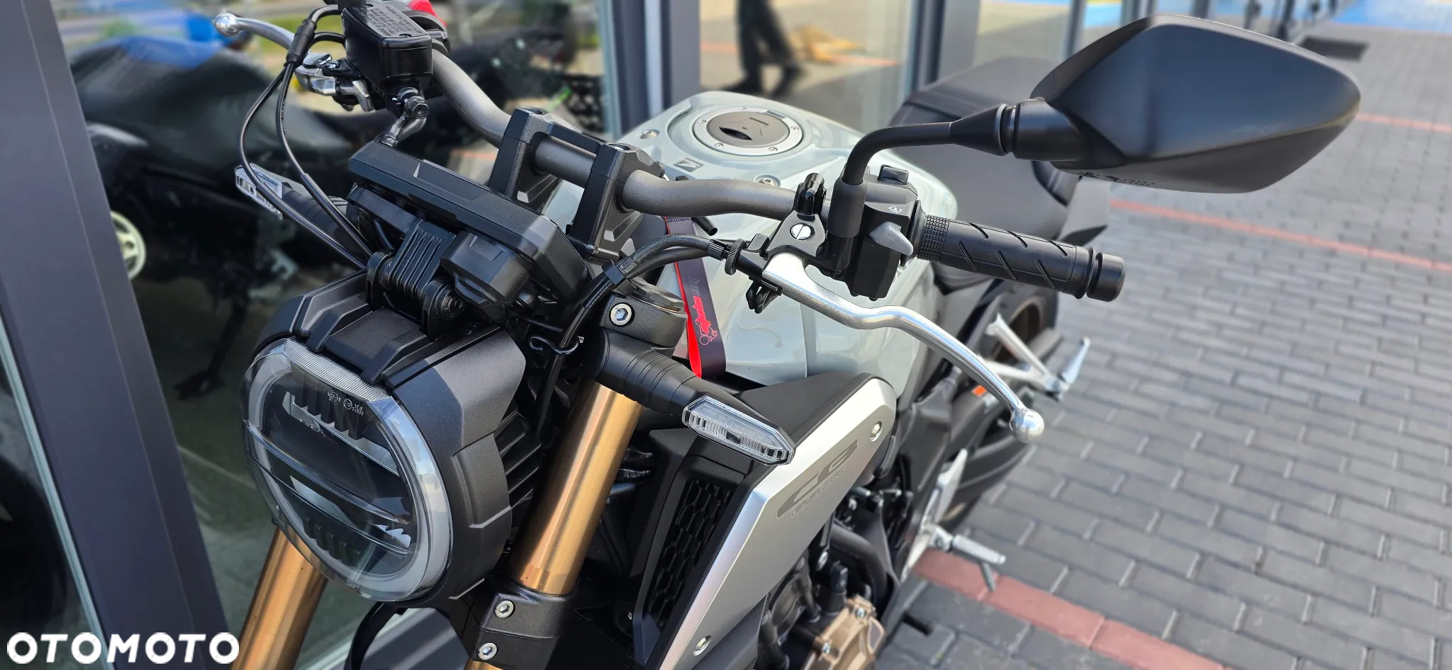 Honda CB - 25