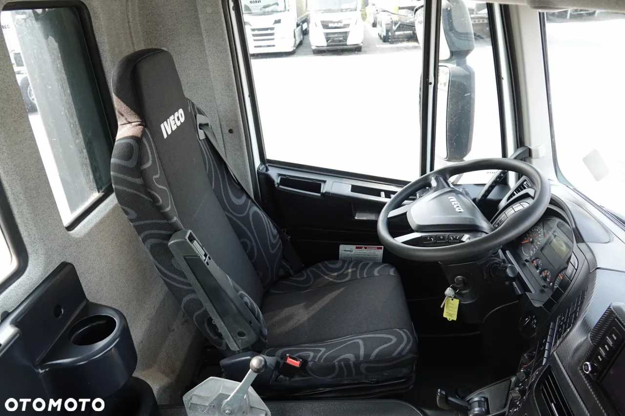 Iveco TRAKKER 400 / 8X4 / BETONOMIESZARKA 9 M3 / LIEBHERR / ALUFELGI / EURO 6 - 29