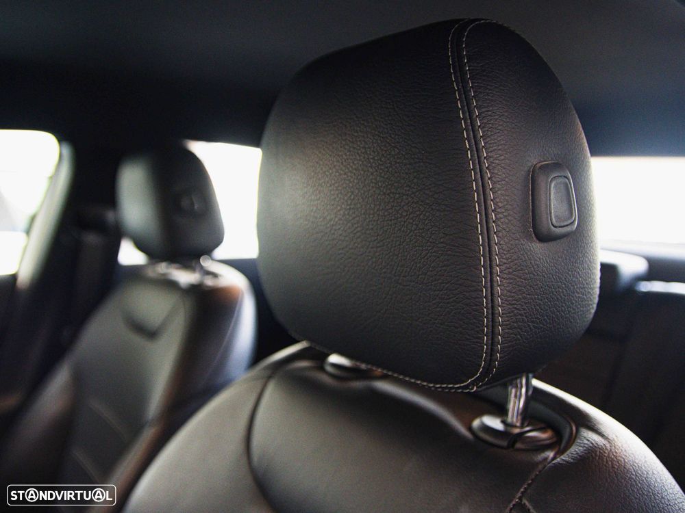 Mercedes-Benz A 180 Limousine d Progressive Aut. - 43