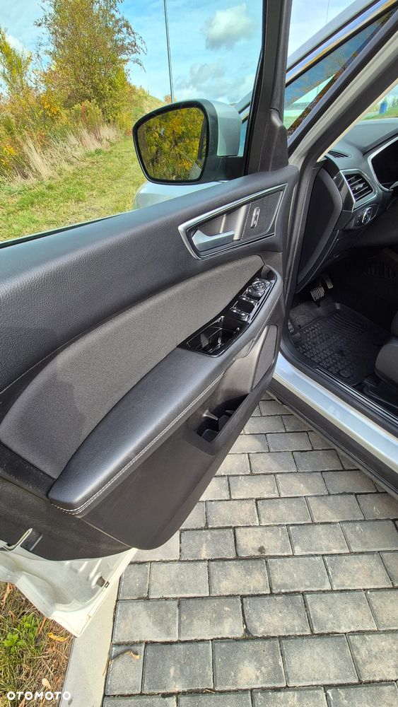 Ford S-Max 2.0 EcoBlue Titanium - 18