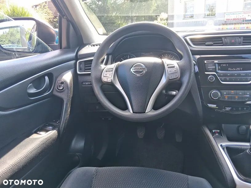 Nissan Qashqai 1.5 dCi N-Connecta - 12
