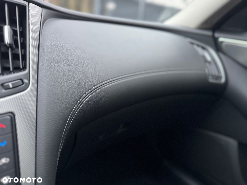 Infiniti Q50 2.0t Premium - 18